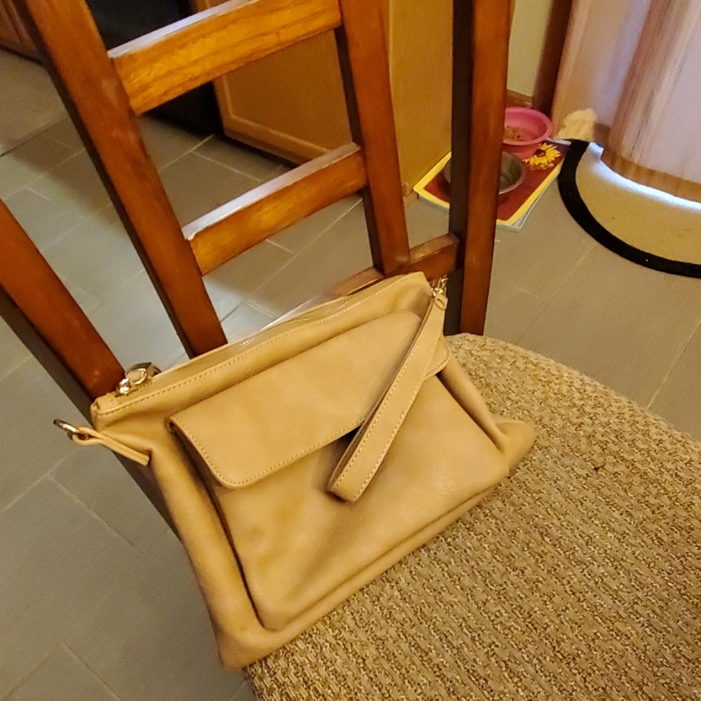 Purse - Picture 2 of 4